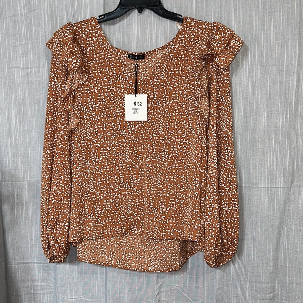 Rust ruffled top